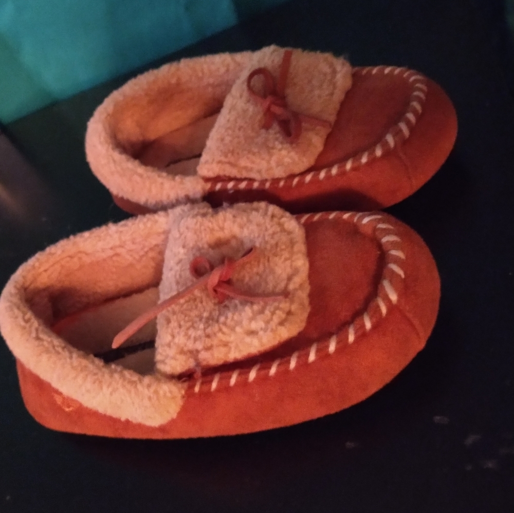 Dockers slippers size 1